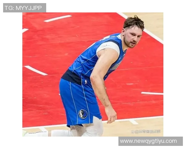 东契奇神勇表现三分球与突破上篮齐发力已砍下23分助球队争胜 东契奇神勇表现三分球与突破上篮齐发力已砍下23分助球队争胜