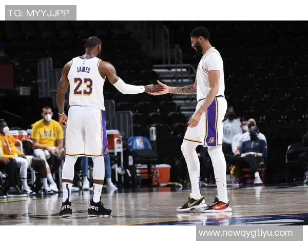 帕尔默原定复出战巴萨却因脚趾伤势再度缺席对枪手比赛 帕尔默原定复出战巴萨却因脚趾伤势再度缺席对枪手比赛