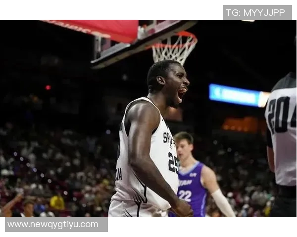 福克斯赞加西亚防守压迫性强18分钟内正负值高达25